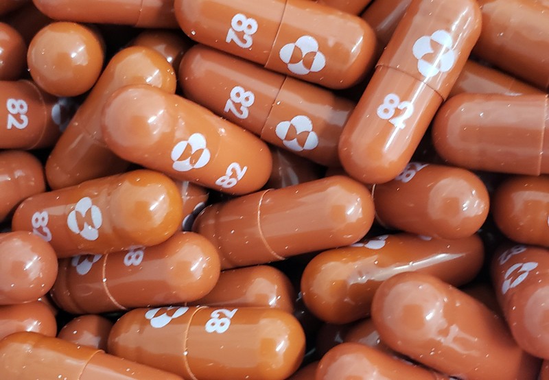  MSD Vs Pfizer: Συγκριτικό τεστ από το Reuters για τα χάπια κατά της COVID