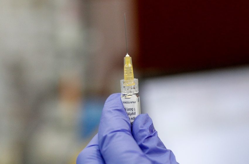  Αναστολή εμβολιασμών για αύριο Τετάρτη σε Αττική και Εύβοια