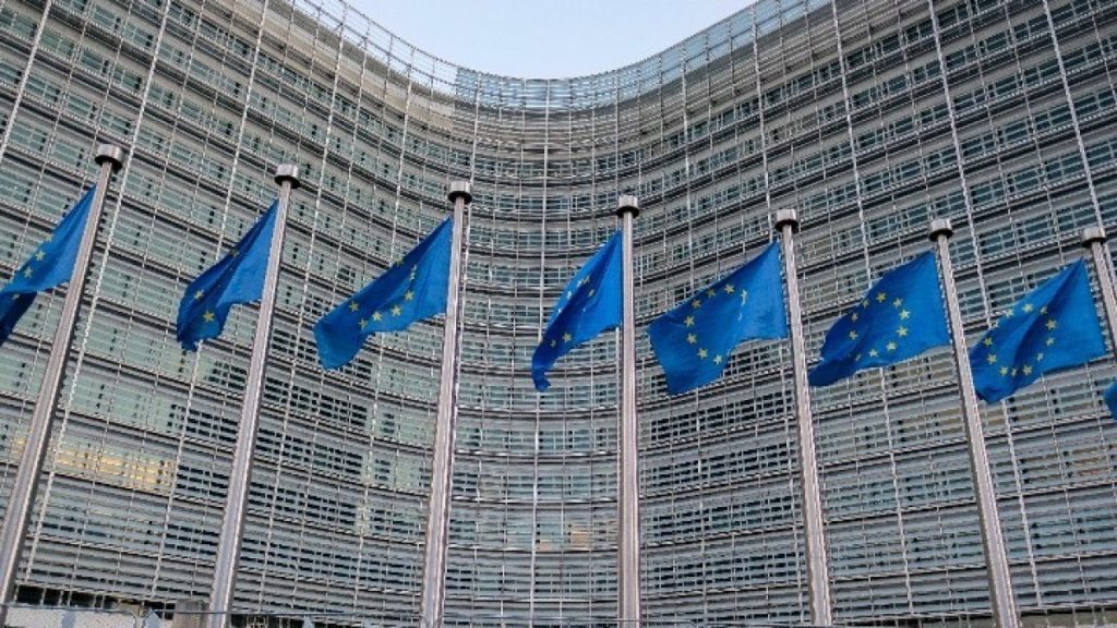 euflagsflageuropeancomissionape