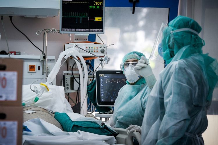  Πρόβλεψη-σοκ από την Μίνα Γκάγκα:”Αν αυξηθούν κι άλλο τα κρούσματα θα πρέπει να διαλέγουμε εάν θα νοσηλευθεί ασθενής με κοροναϊό ή εγκεφαλικό”!- Επίθεση από ΣΥΡΙΖΑ