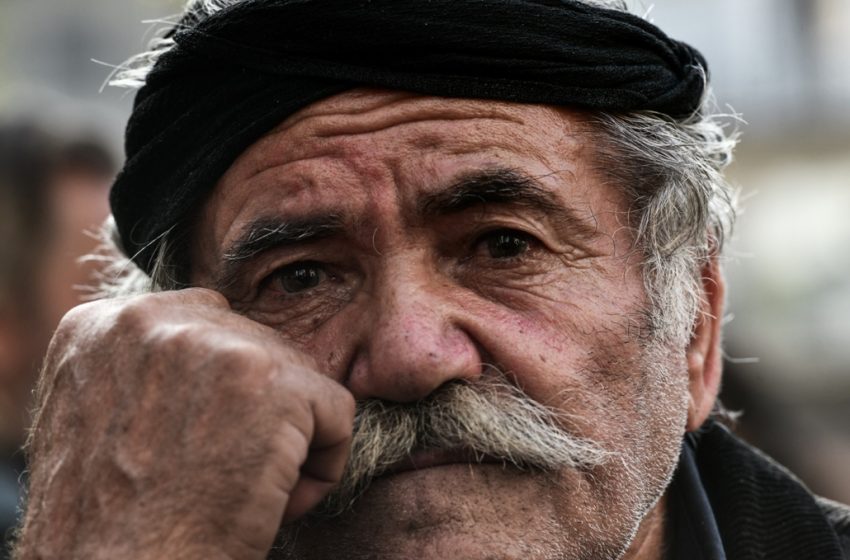  Στο υπουργείο οι αγρότες από την Κρήτη – Στο Σύνταγμα  οι σταφιδοπαραγωγοί της Πελοποννήσου
