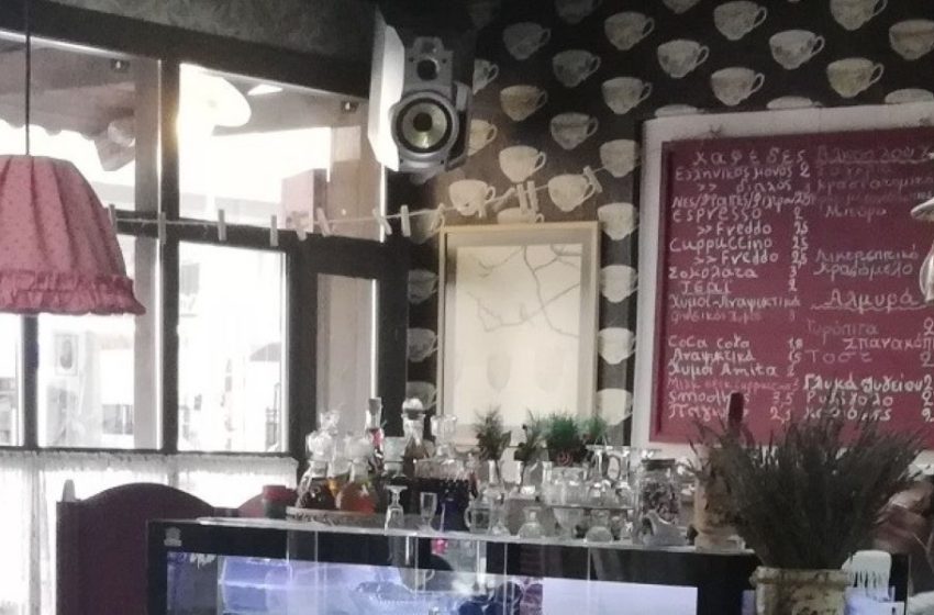 Καφενείο στη Φλώρινα μόνο για γυναίκες