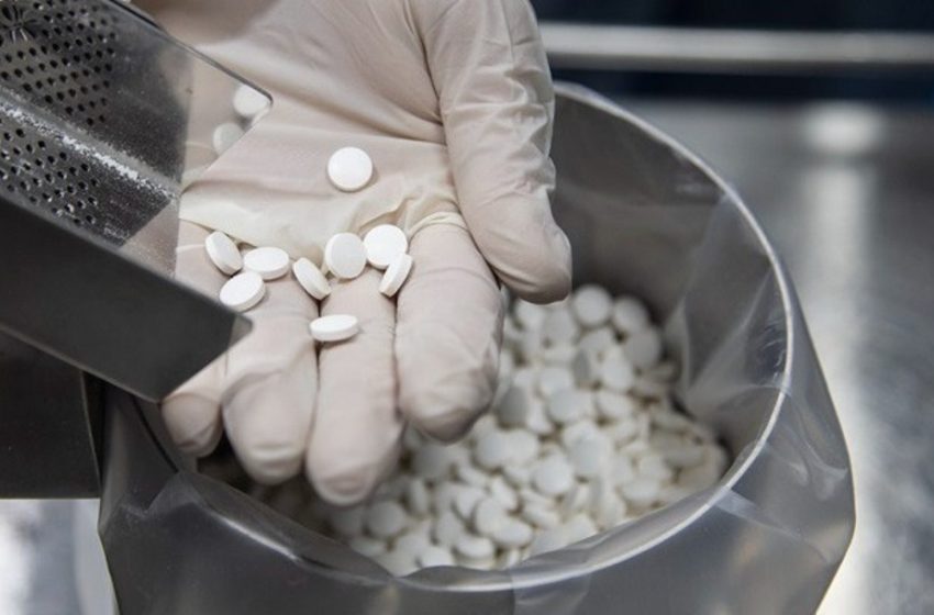  Βρετανία: Εγκρίθηκε το χάπι της Merck για τη θεραπεία του κοροναϊού