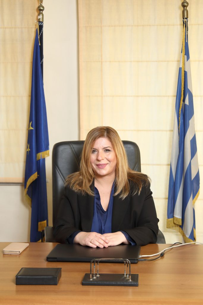 2E3F766D 9D19 42E5 B2C3 51331A8D0E24