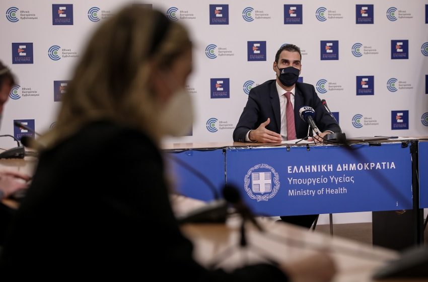  LIVE Oι ανακοινώσεις Θεμιστοκλέους-Θεοδωρίδου για τους εμβολιασμούς