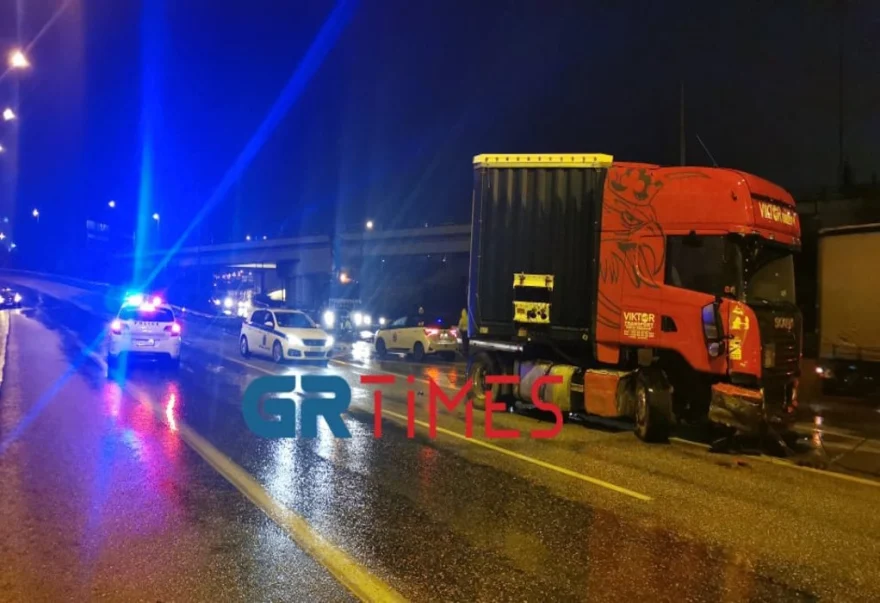 Θεσσαλονίκη: Εκτροπή νταλίκας στο Δερβένι 10 8397143F FB45 4BC8 95F8 9DE79F57A183