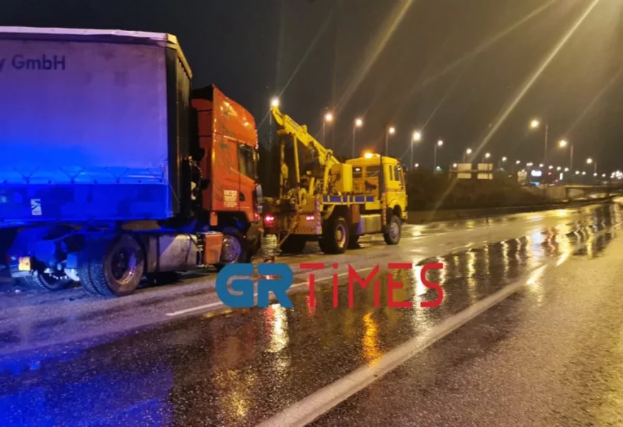 Θεσσαλονίκη: Εκτροπή νταλίκας στο Δερβένι 8 9EEF18BB E0C9 4422 9C23 D14A41321204