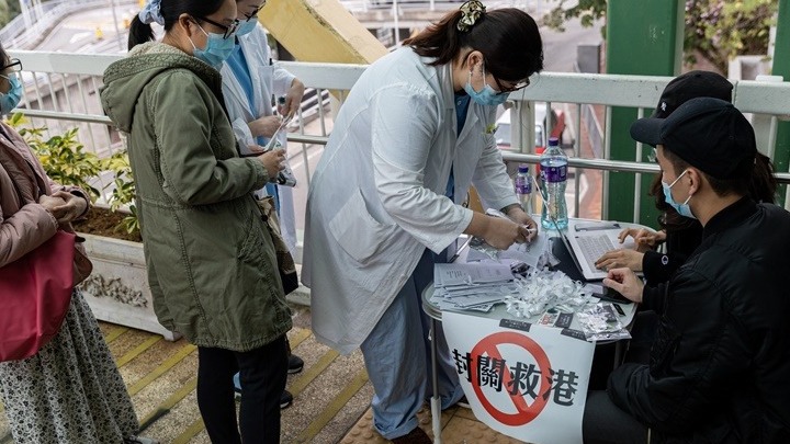  Χονγκ Κονγκ: Εξετάζεται ο υποχρεωτικός εμβολιασμός των παιδιών σχολικής ηλικίας