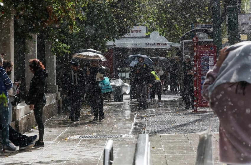  Επιμένουν οι νοτιάδες με βροχές και καταιγίδες – Βελτίωση την Κυριακή και νέα επιδείνωση με πτώση θερμοκρασίας