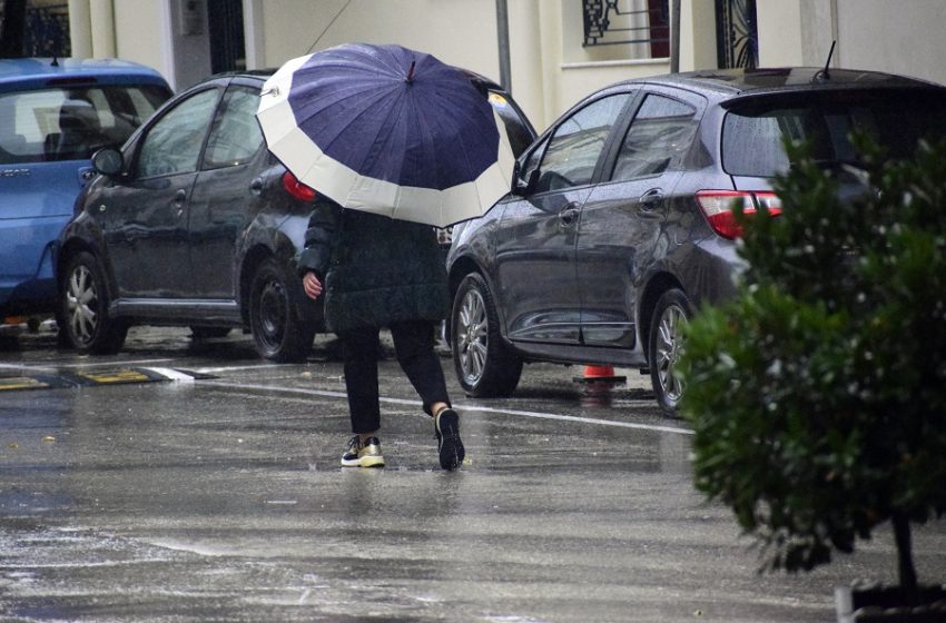  Δύσκολο Σαββατοκύριακο: Ισχυρές βροχές, καταιγίδες, χιονοπτώσεις και θυελλώδεις άνεμοι – Αναλυτικά η πρόγνωση