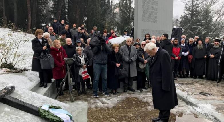  Καλάβρυτα: Γιατί πήγε ο Παυλόπουλος και όχι η Σακελαροπούλου στην τελετή για την μαύρη επέτειο της ναζιστικής θηριωδίας