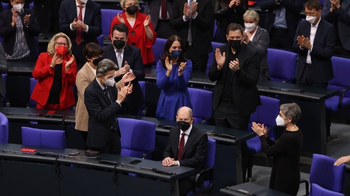  Γερμανία: Ο Όλαφ Σολτς και επίσημα καγκελάριος – Εξελέγη από την Μπουντεσταγκ