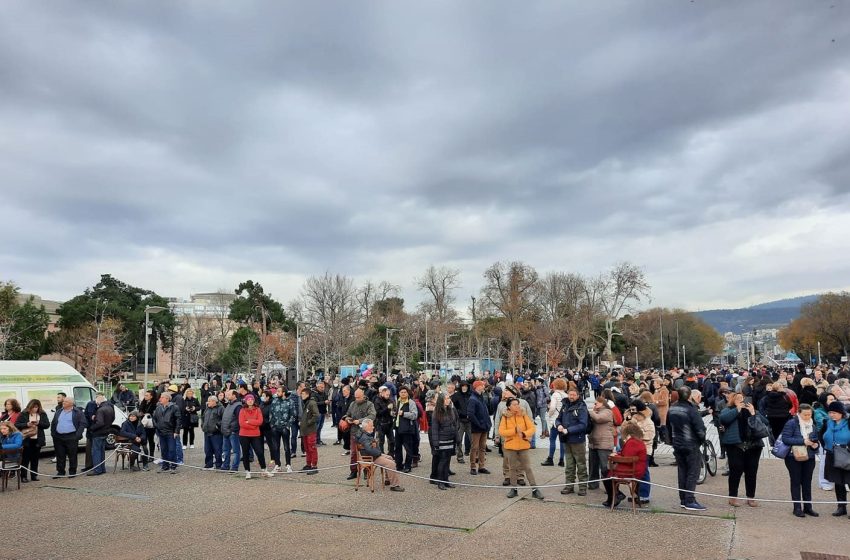  Συγκέντρωση κατά του υποχρεωτικού εμβολιασμού στο κέντρο της Θεσσαλονίκης