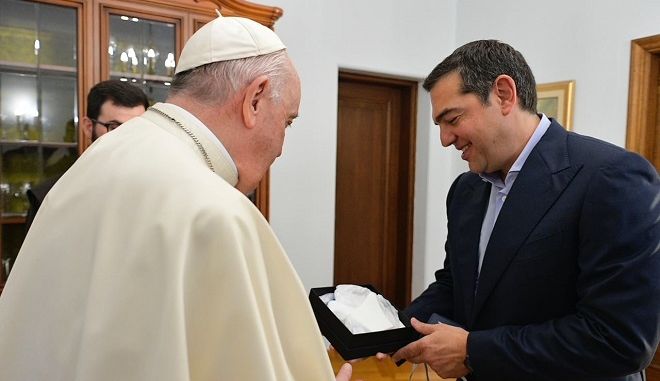  Το “ευχαριστώ” του Τσίπρα στον Πάπα για την “σκληρή ειλικρίνεια” στο μεταναστευτικό