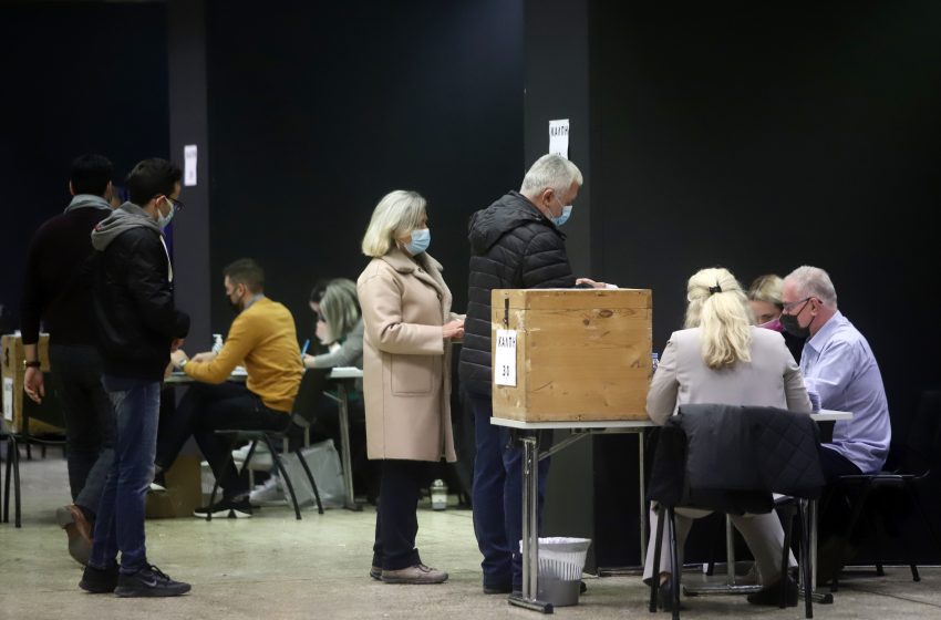  ΚΙΝΑΛ: Κάλεσμα των δύο υποψηφίων για συμμετοχή στις εκλογές της Κυριακής
