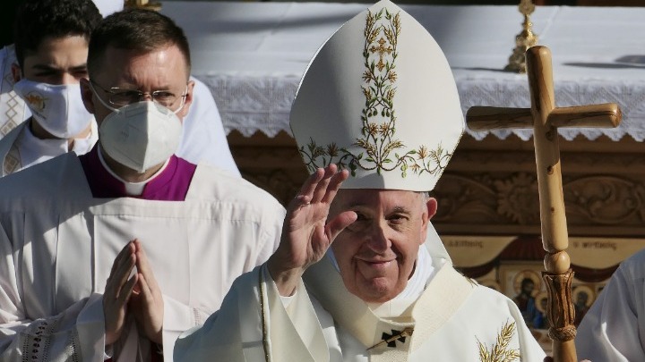  Πάσχα των Καθολικών: «Να μην συνηθίσουμε τον πόλεμο» ζητεί ο Πάπας Φραγκίσκος στο μήνυμά του