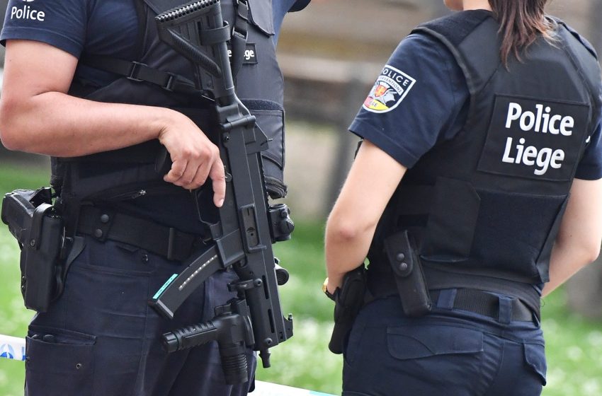  Βέλγιο: Αντιδράσεις προκαλεί βίντεο στο οποίο φαίνονται αστυνομικοί να ασκούν βία εναντίον έφηβης