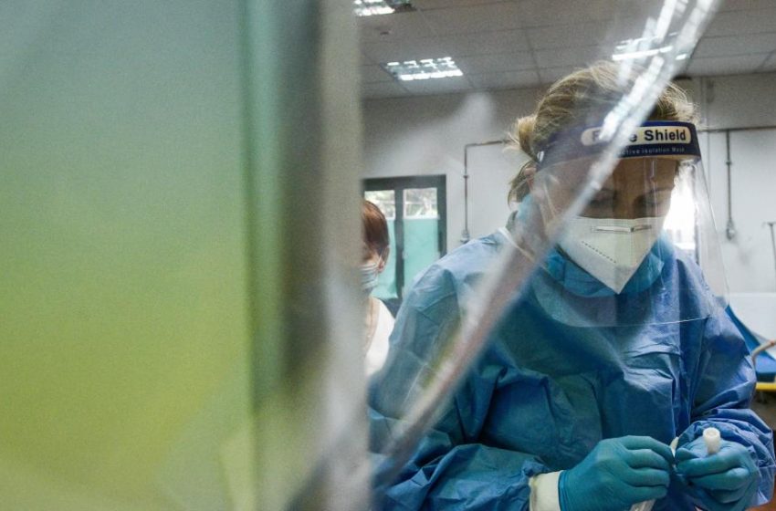  Καταγγελία: Υποχρέωσαν νοσηλευτή στην Κεφαλονιά να εργαστεί, ενώ είχε συμπτώματα covid