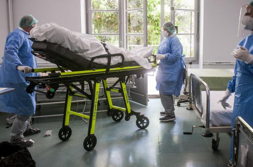  ΠΟΕΔΗΝ: Υπερδιπλασιασμός των εισαγωγών στα νοσοκομεία, έντονος ο κίνδυνος για ενδονοσοκομειακή διασπορά