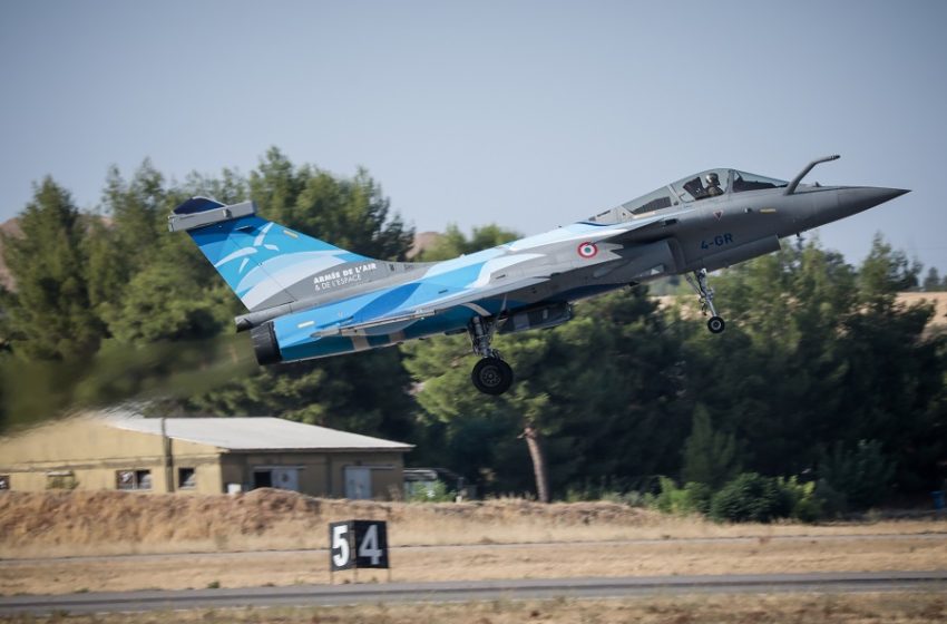  Στην Τανάγρα τα πρώτα έξι Rafale – Αντιδράσεις από το βίντεο με το λoγότυπο της ΝΔ (vid)
