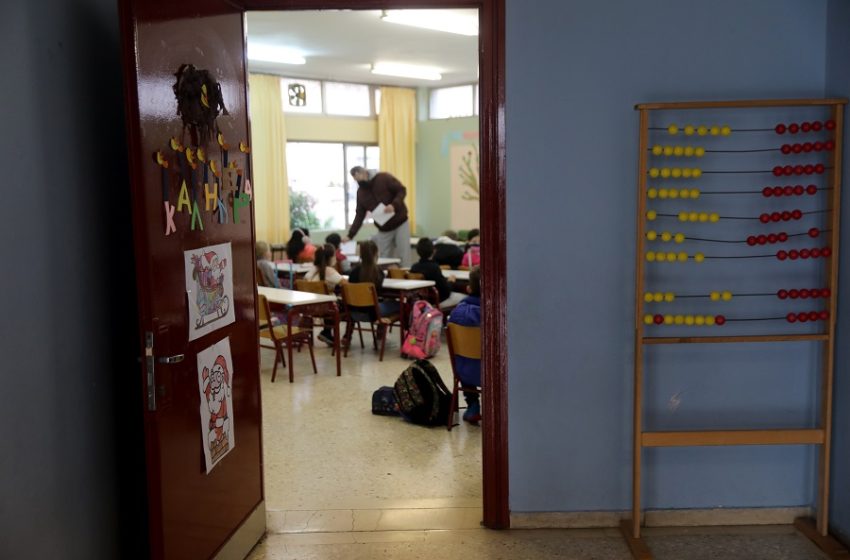  Σχολεία: Σχεδόν 25.000 κρούσματα το διήμερο – Κλείνουν δύο τμήματα στο Μοσχάτο