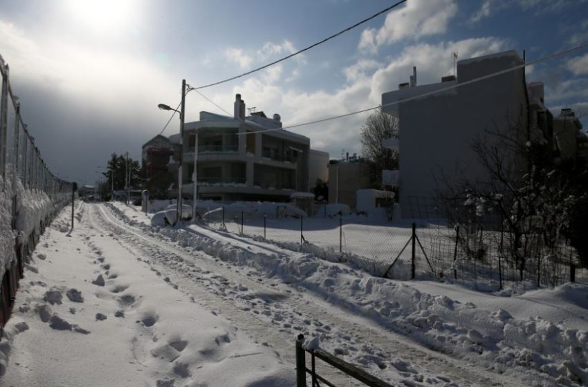  Σε Μαραθώνα, Γραμματικό, Καλέντζι και Μεσόγεια τα σημαντικότερα προβλήματα στην ηλεκτροδότηση