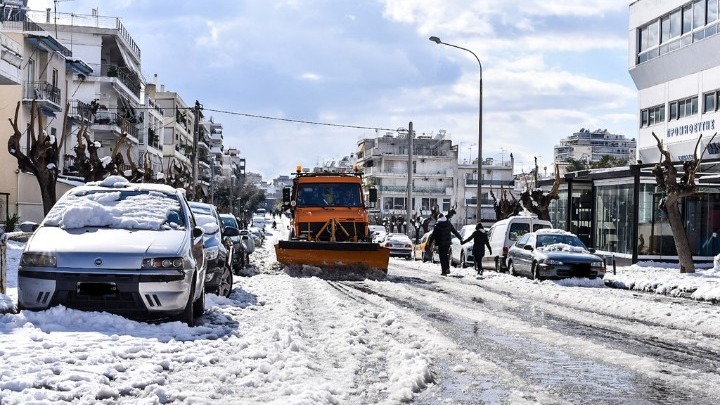  Δήμος Αθηναίων: “42 μεγάλα οχήματα “σαρώνουν” όλη την πόλη”