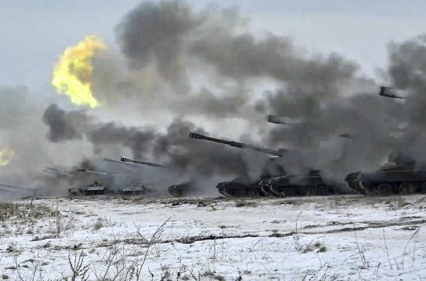 Ρωσική εισβολή στην Ουκρανία – Εκρήξεις σε Κίεβο, Οδησσό, Μαριούπολη (vid)