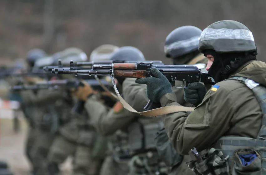  Κίεβο: Το Συμβούλιο Εθνικής Ασφάλειας κήρυξε την χώρα σε κατάσταση έκτακτης ανάγκης