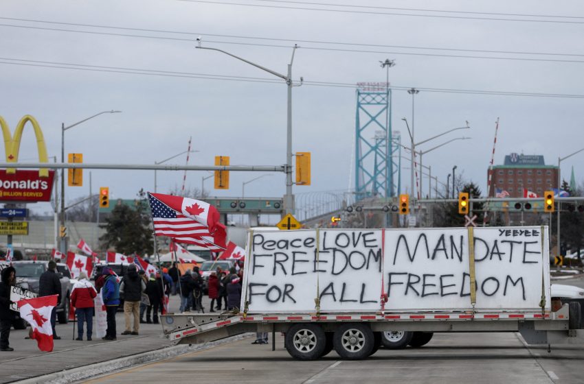  Συλλήψεις στον Καναδά – Κλειστή παραμένει η γέφυρα Αμπάσαντορ