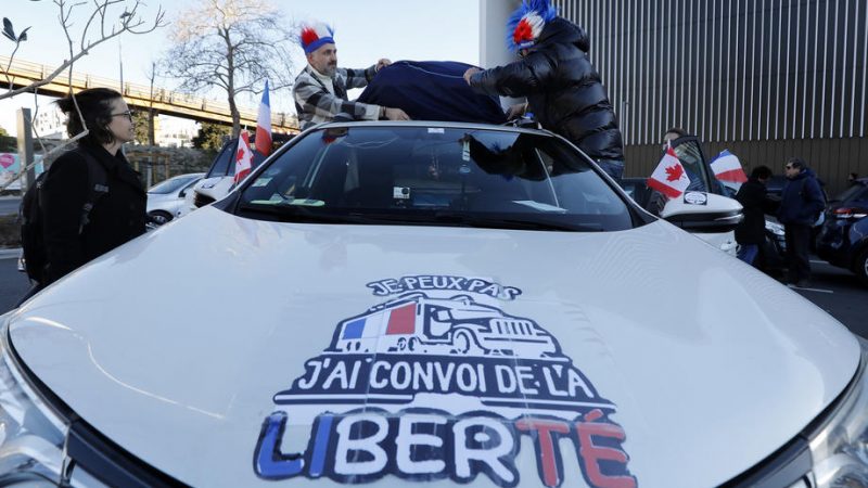  Δακρυγόνα και συλλήψεις στο γαλλικό “κονβόι της ελευθερίας”