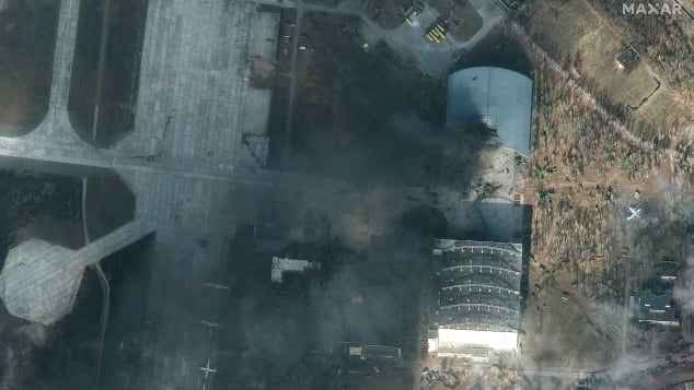  CNN- Ουκρανία: Καταστράφηκε το μεγαλύτερο αεροσκάφος στον κόσμο- Το εμβληματικό Antonov AN-225 (εικόνες)