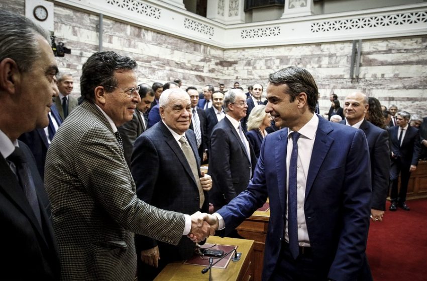  Γιατί ο Μητσοτάκης αποφάσισε να διαγράψει τώρα τον Κύρτσο – Το τηλεφώνημα του Απριλίου μεταξύ των δύο πολιτικών