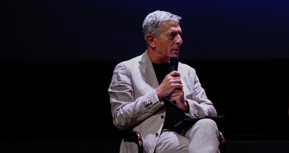 kouloglou adonis topuloupaki