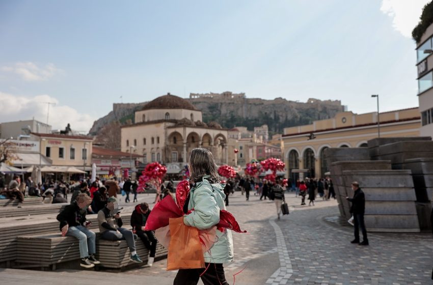  Ανατροπή με την άρση μέτρων – Ποιο από αυτά αφαιρέθηκε από τη συνεδρίαση των ειδικών