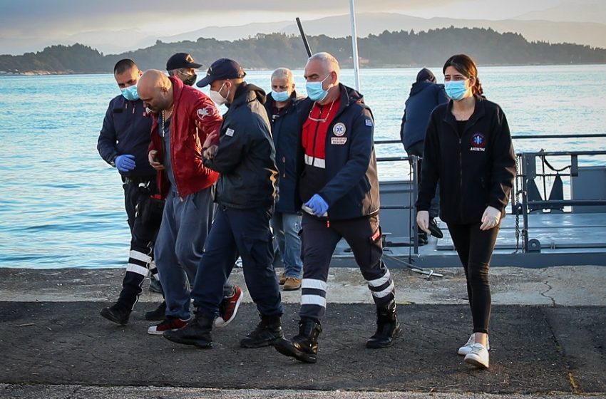  Πληροφορίες για αγνοούμενους στη φωτιά στο πλοίο  Euroferry Olympia