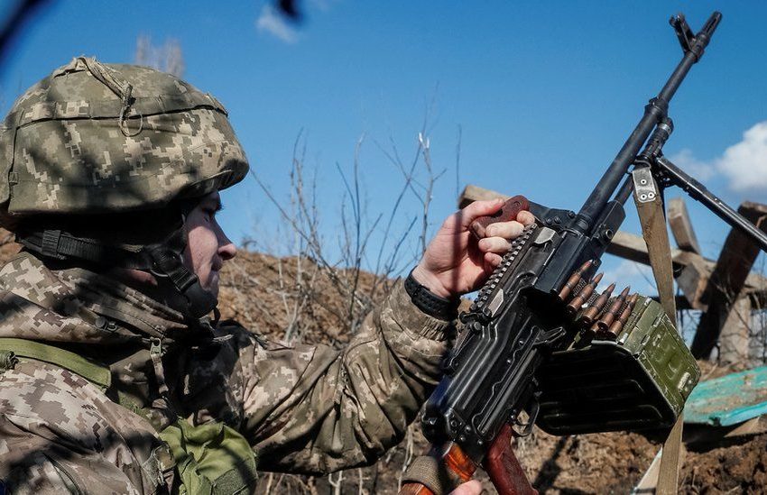  Σειρήνες πολέμου: Αναφορές για νεκρούς στην Ουκρανία – Ετοιμη για κυρώσεις στη Ρωσία η ΕΕ