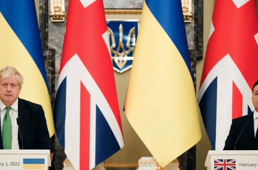 Ουκρανία: Μία ρωσική εισβολή θα ήταν “τεράστιο λάθος“, υπογραμμίζουν Τζόνσον και Ζελένσκι σε κοινή δήλωση