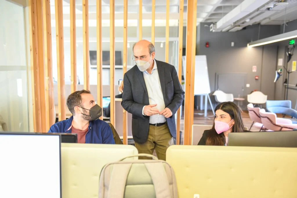 ΧΑΤΖΗΔΑΚΗΣ