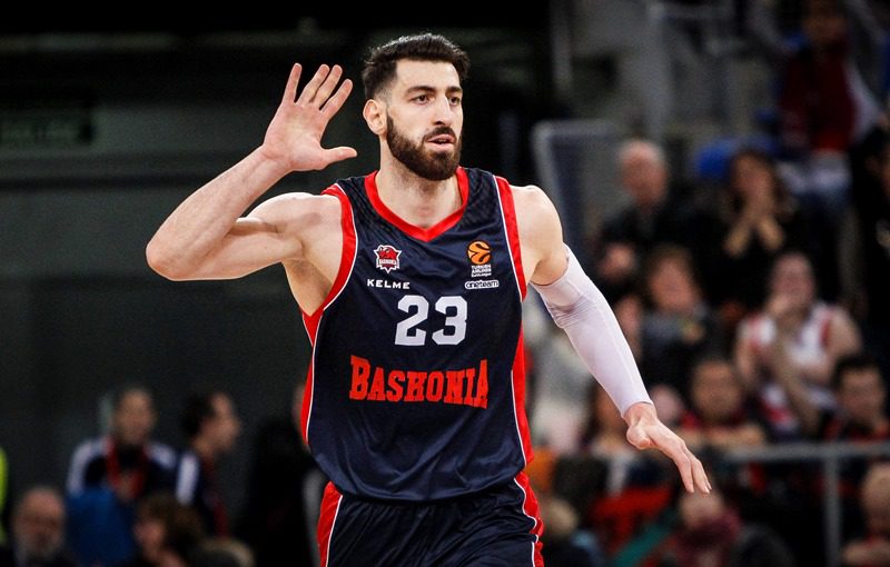  Μπάσκετ: Ο Σενγκέλια εγκατέλειψε τη Μόσχα