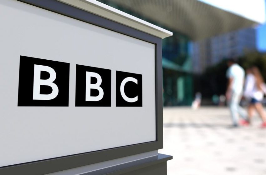  Επαναλειτουργούν οι αγγλόφωνες υπηρεσίες του BBC στη Ρωσία