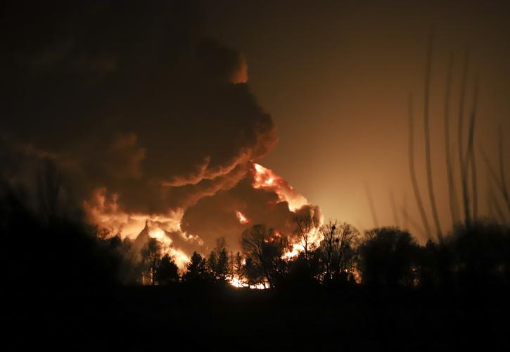  Ουκρανία: Ισχυρή έκρηξη κοντά στον κεντρικό σιδηροδρομικό σταθμό του Κιέβου
