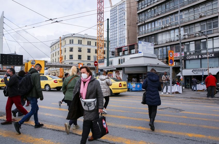  Τέλος η μάσκα σε εξωτερικούς χώρους – Ποιες είναι οι εξαιρέσεις