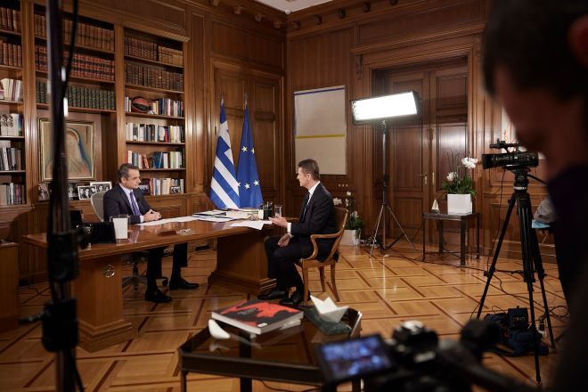  Editorial Libre: Συμβούλια Πολιτικών Αρχηγών- Το δικαίωμα και το λάθος