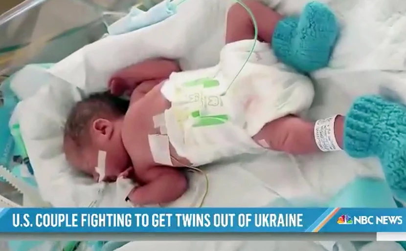 Ουκρανία: Ζευγάρι Αμερικανών απέκτησε δίδυμα από Ουκρανή παρένθετη μητέρα στο Κίεβο την μέρα της ρώσικης εισβολής 5 morakia6