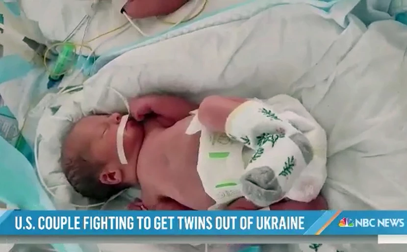 Ουκρανία: Ζευγάρι Αμερικανών απέκτησε δίδυμα από Ουκρανή παρένθετη μητέρα στο Κίεβο την μέρα της ρώσικης εισβολής 6 morakia7