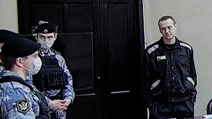  Ενοχος από ρωσικό δικαστήριο ο Ναβάλνι για απάτη