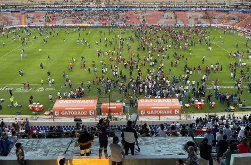  Τραγωδία στο Μεξικό: Τουλάχιστον 17 νεκροί μετά τα επεισόδια σε ποδοσφαιρικό αγώνα