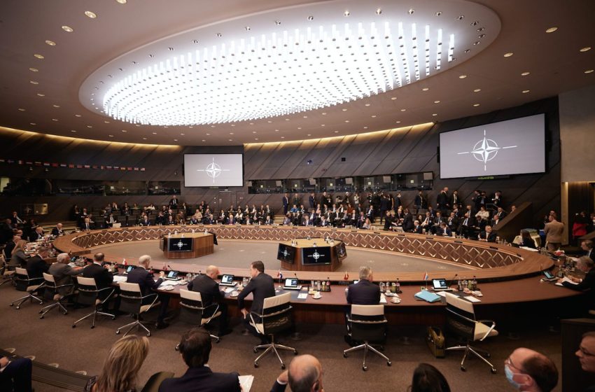  Aρχισε η ιστορική Σύνοδος Κορυφής του ΝΑΤΟ στις Βρυξέλλες – Αποφασίζονται μέτρα για τη Ρωσία (vid)