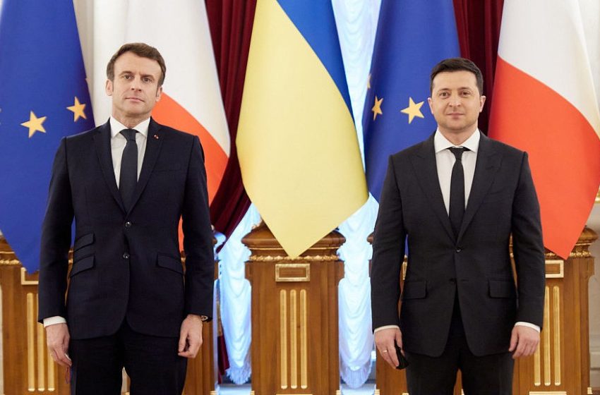  Η Γαλλία στο πλευρό της Ουκρανίας: Το Παρίσι στέλνει στο Κίεβο στρατιωτικό εξοπλισμό και ανθρωπιστική βοήθεια